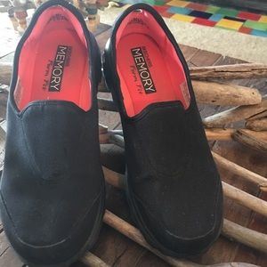 Skechers Black Memory Foam Form Fit size 10